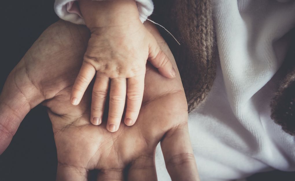 সন্তান প্রতিপালনে ইসলামের দিকনির্দেশনা, মা বাবার কর্তব্য, সঠিক গাইডলাইন, নববী আদর্শ পদ্ধতি