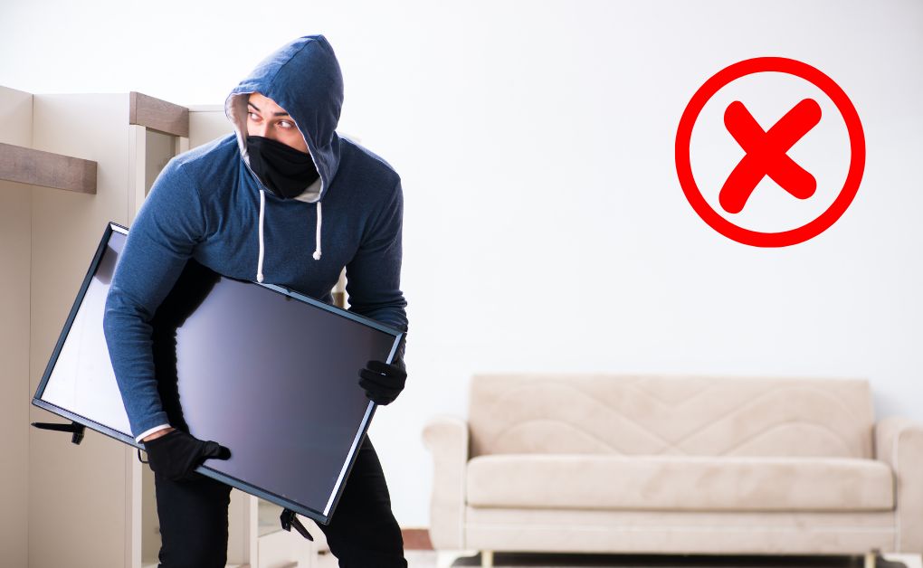 কুরআনে চুরি করার জন্য হাত কেটে ফেলার নির্দেশ আছে (Quran 538) এটা অমানবিক নয়