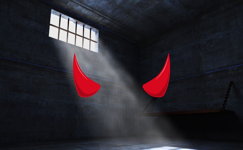 রমজান মাসে শয়তানকে বদ্ধ করে রাখা সত্বেও!! কেন আমরা সব ধরনের পাপাচারে লিপ্ত হই