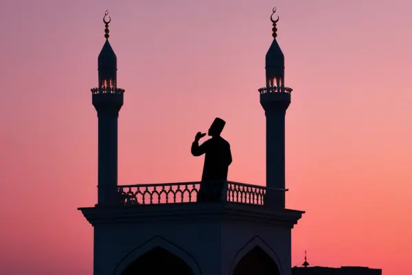 আজানের জবাব ও দোয়াঃ আজানের জবাব না দিলে কি গুনাহ হবে, আযানের দোয়া বাংলা অর্থসহ (informationabangla.com)