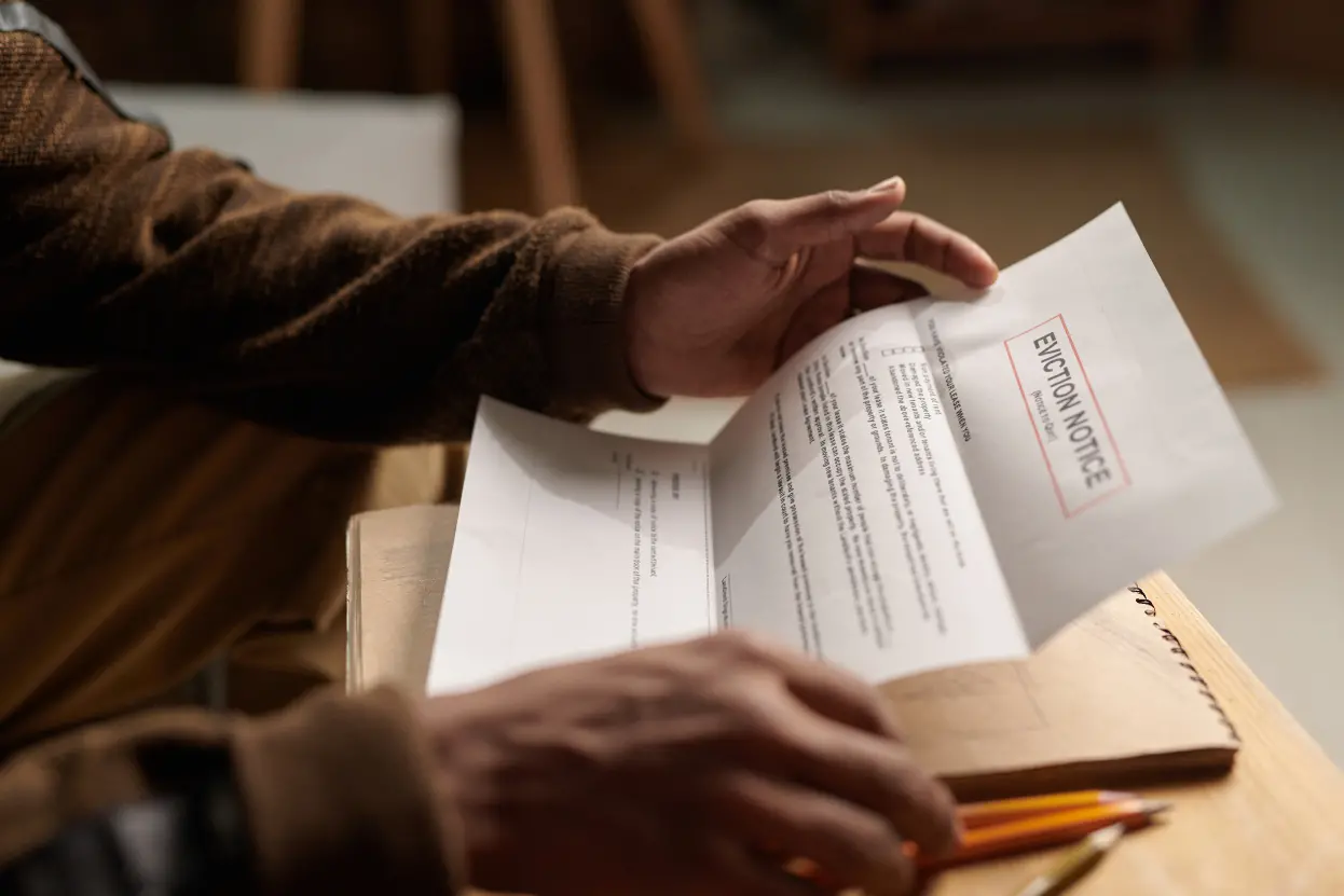 লিগ্যাল নোটিস কী, কেন এবং কীভাবে তৈরি করবেন