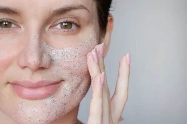 ফেস স্ক্রাবিং, উজ্জ্বল ত্বক পাওয়ার টিপস (informationbangla.com)