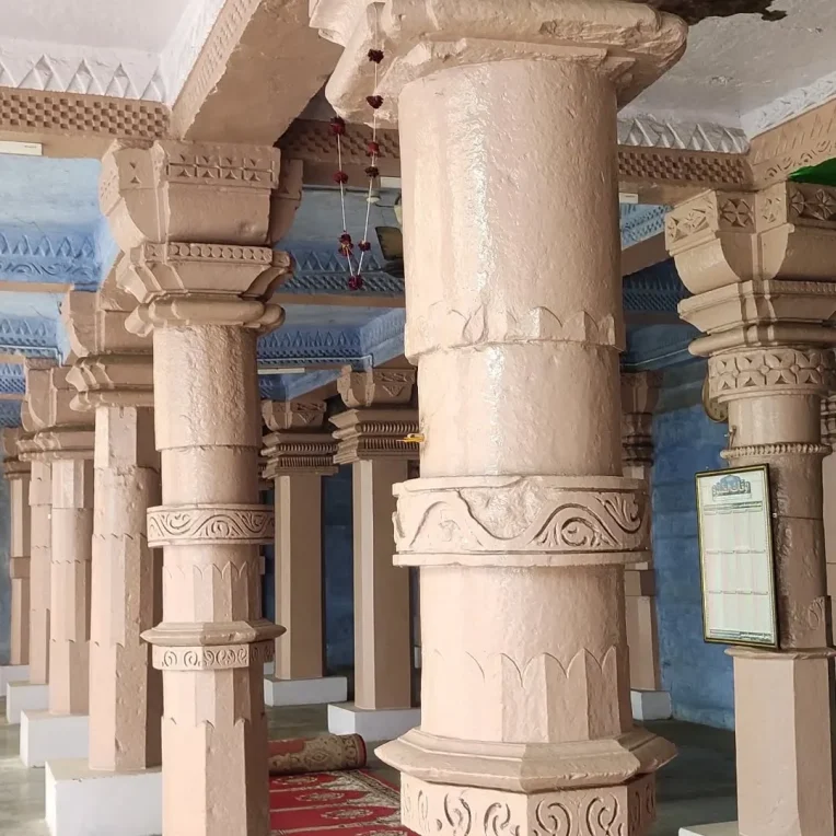 Constructed in the year 1034, Varanasi’s Ganj Shahida Mosque, 992 years old India's historic Masjid~992 Years of History vs. Hindutva Bulldozers: The Unjust Targeting of Varanasi’s Ganj Shahida Mosque~InformationBangla.com~ইনফরমেশন বাংলা ডটকম