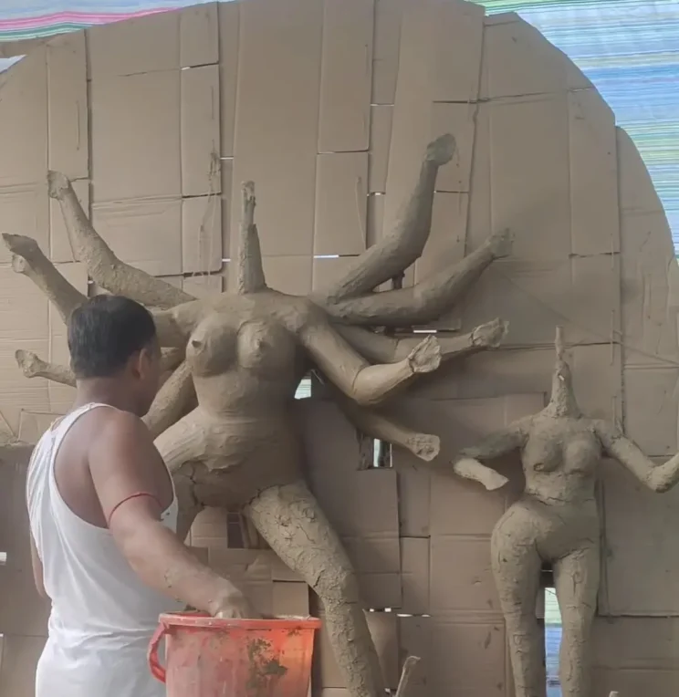 Making of Ma Durga murti, Hindu Dhormio pic, Hindu God pic, মা দূর্গার প্রতিমা তৈরি, হিন্দু ধর্মীয় ছবি, দেবী দুর্গার মূর্তি~Hinduism pictures, হিন্দু ধর্মের ছবি, Sanatani Hindu Gods Photo, সনাতনী হিন্দু ধর্মের ভগবান দেবতা দেবদেবীর ছবি~InformationBangla.com~ইনফরমেশন বাংলা ডটকম